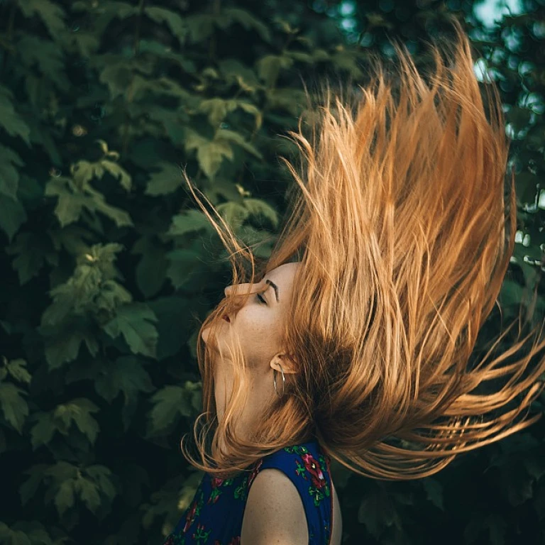 Tout savoir sur la coloration des cheveux châtain