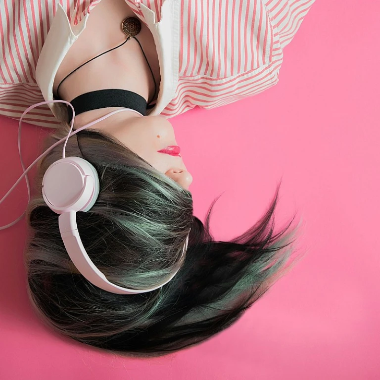Comment réussir une coloration noisette pour vos cheveux